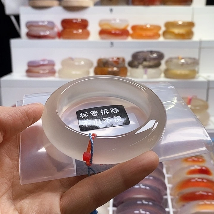 *****玛瑙/玉髓未镶嵌手镯天然纹理