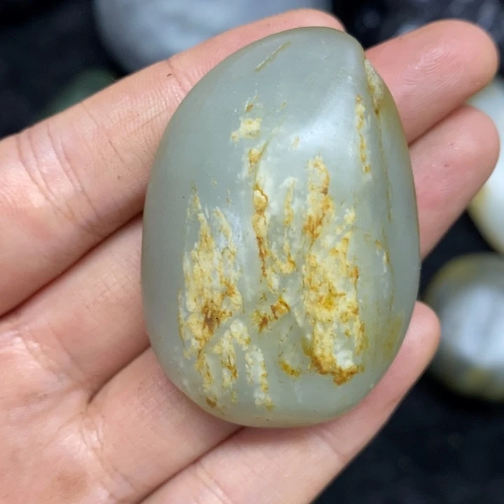 未镶嵌和田玉（糖玉）挂件
