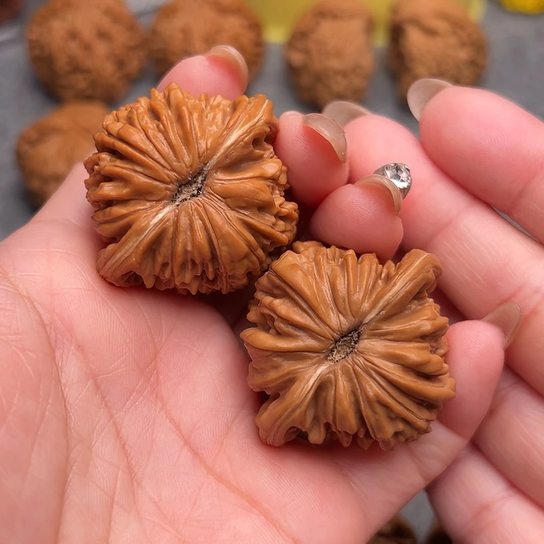 把件文玩核桃精品四座楼42.5全品毕业款