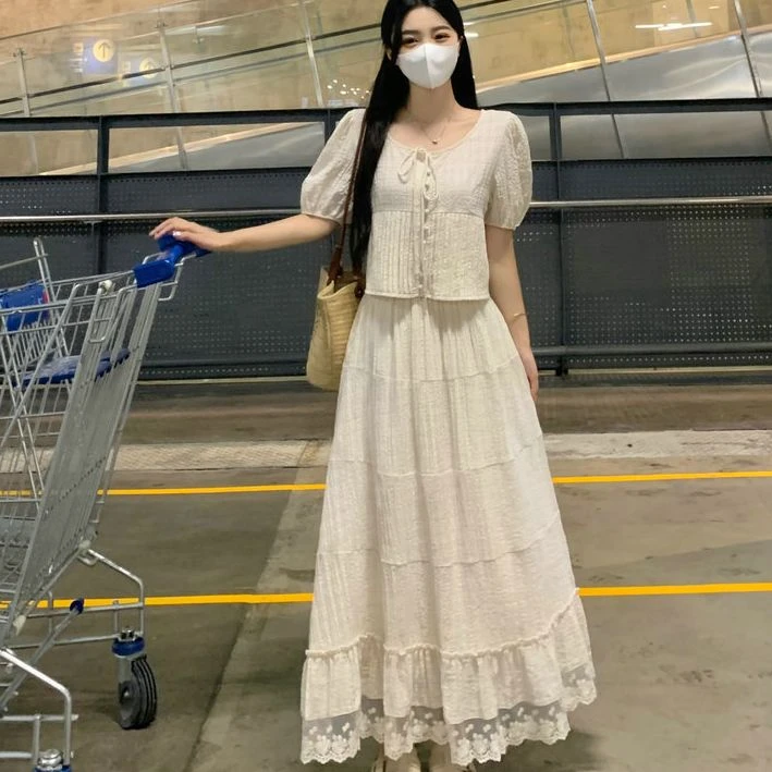 C-3264-大码夏季新款圆领小衫+蕾丝拼接半身裙套装