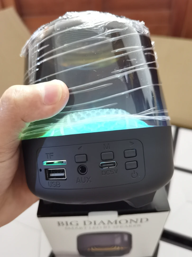 华强北琉璃4蓝牙音箱桌面电脑小音响重低音炫彩灯光户外直播音箱