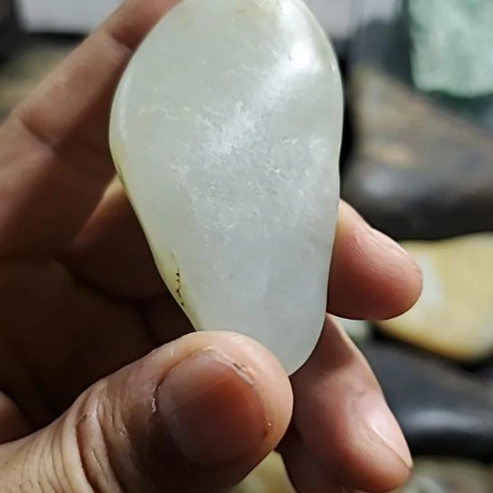 未镶嵌和田玉（糖玉）挂件