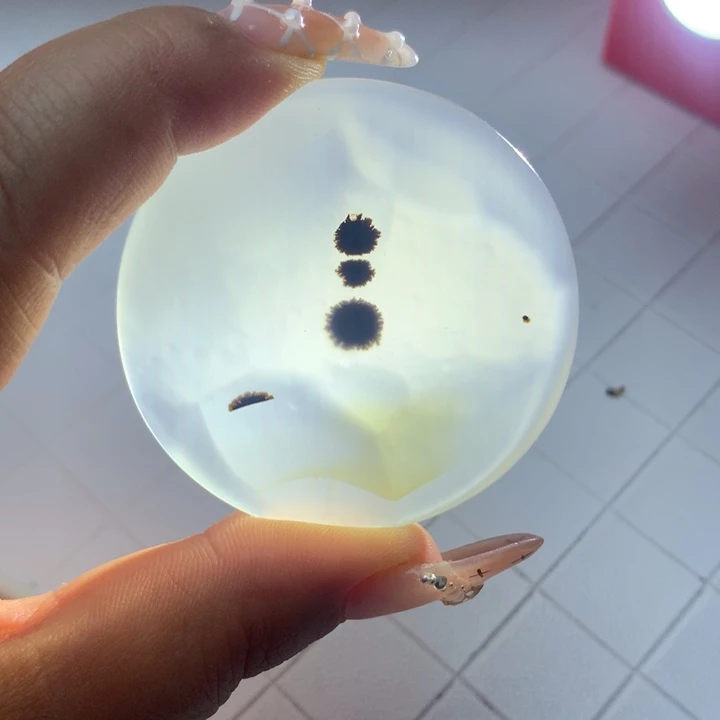 張***靈玛瑙/玉髓未镶嵌颈饰