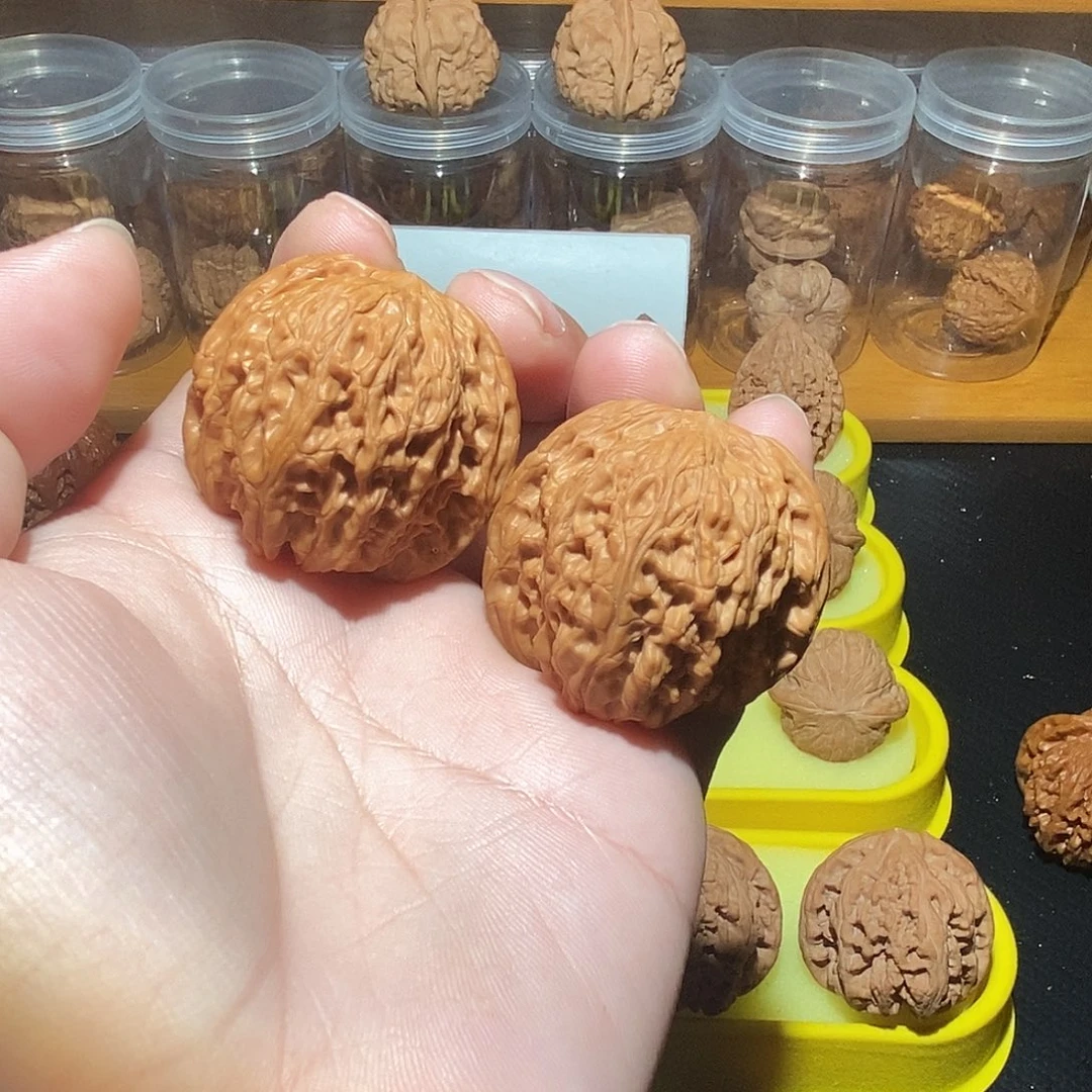 文玩核桃吊坠磨盘