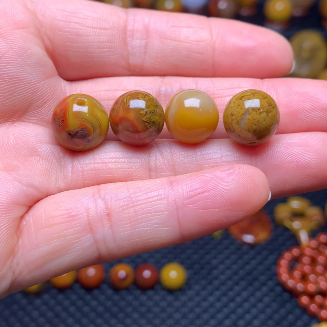 千***崖玛瑙/玉髓未镶嵌宣化上古战国红