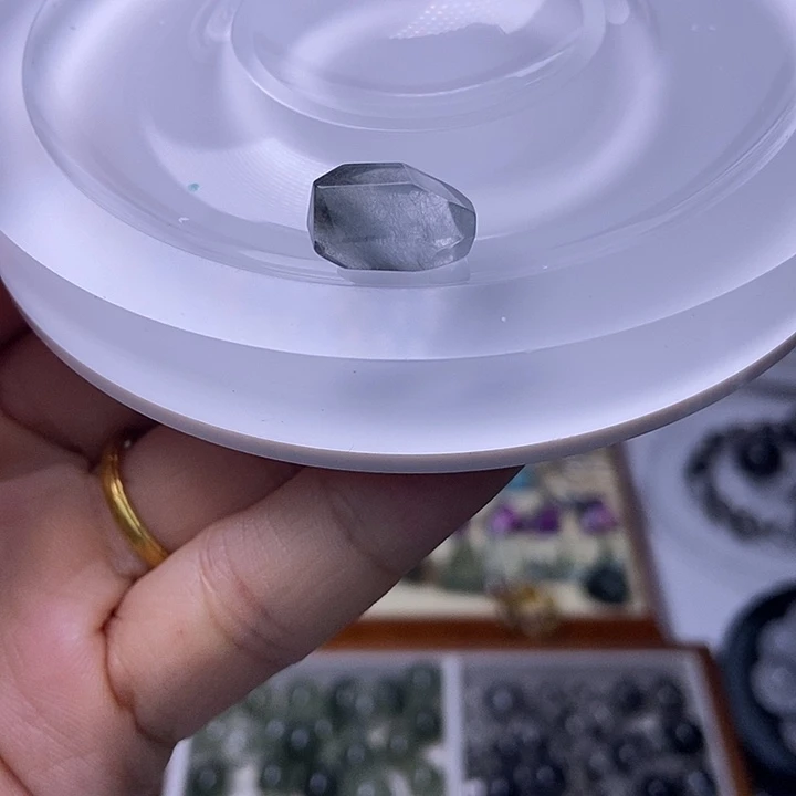 水晶手链未镶嵌咖***茶定制打孔不退换