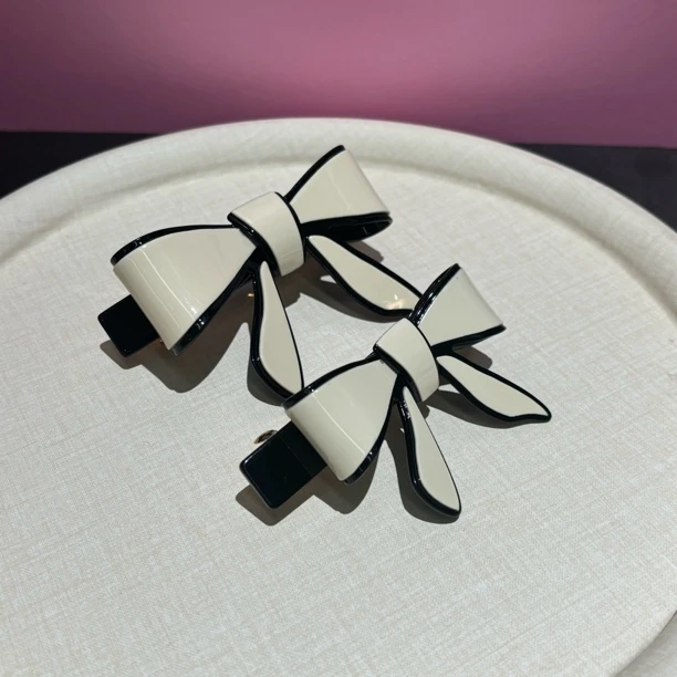 2140经典蝴蝶结弹簧夹