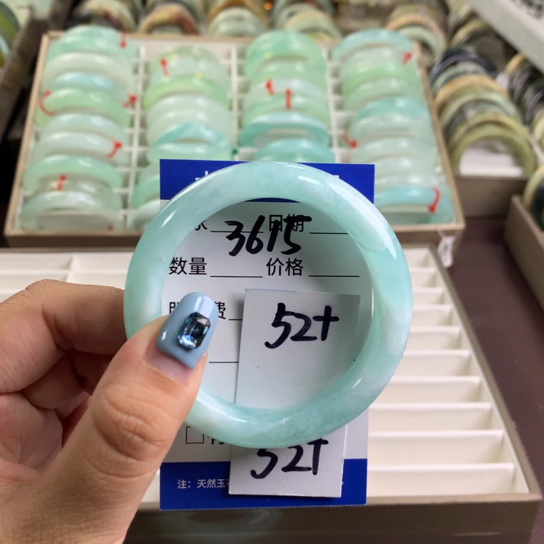 蛇纹石玉未镶嵌手镯3615