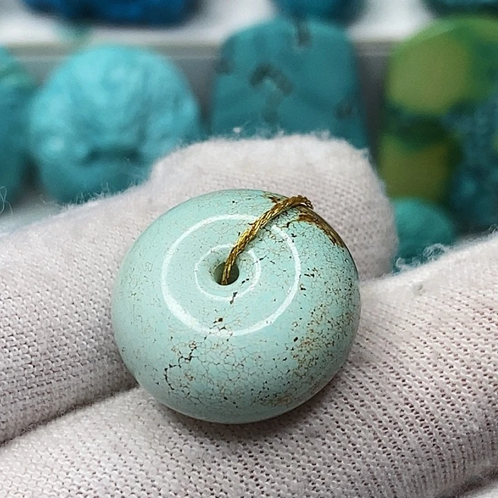 未镶嵌绿松石天然原矿 带武汉地大证书