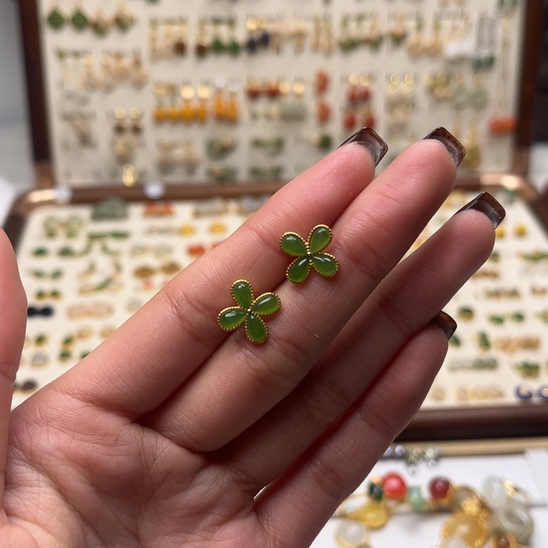 和田玉银S925镀金镶嵌耳坠