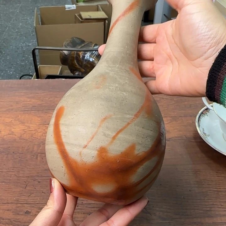 一个陶瓷物件哈哈哈哈