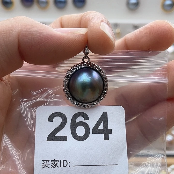未镶嵌天然珍珠。  漏 漏 漏淡水珍珠