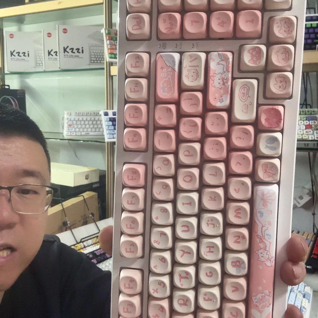 99新联想极光粉色小猫