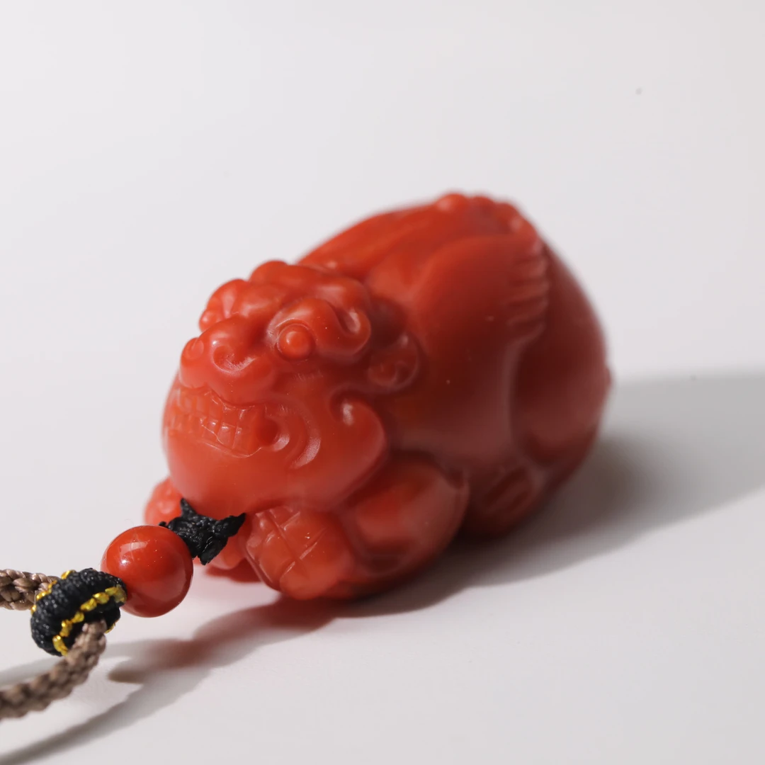 【竞拍】南红满色满肉貔貅吊坠 XQW5-09