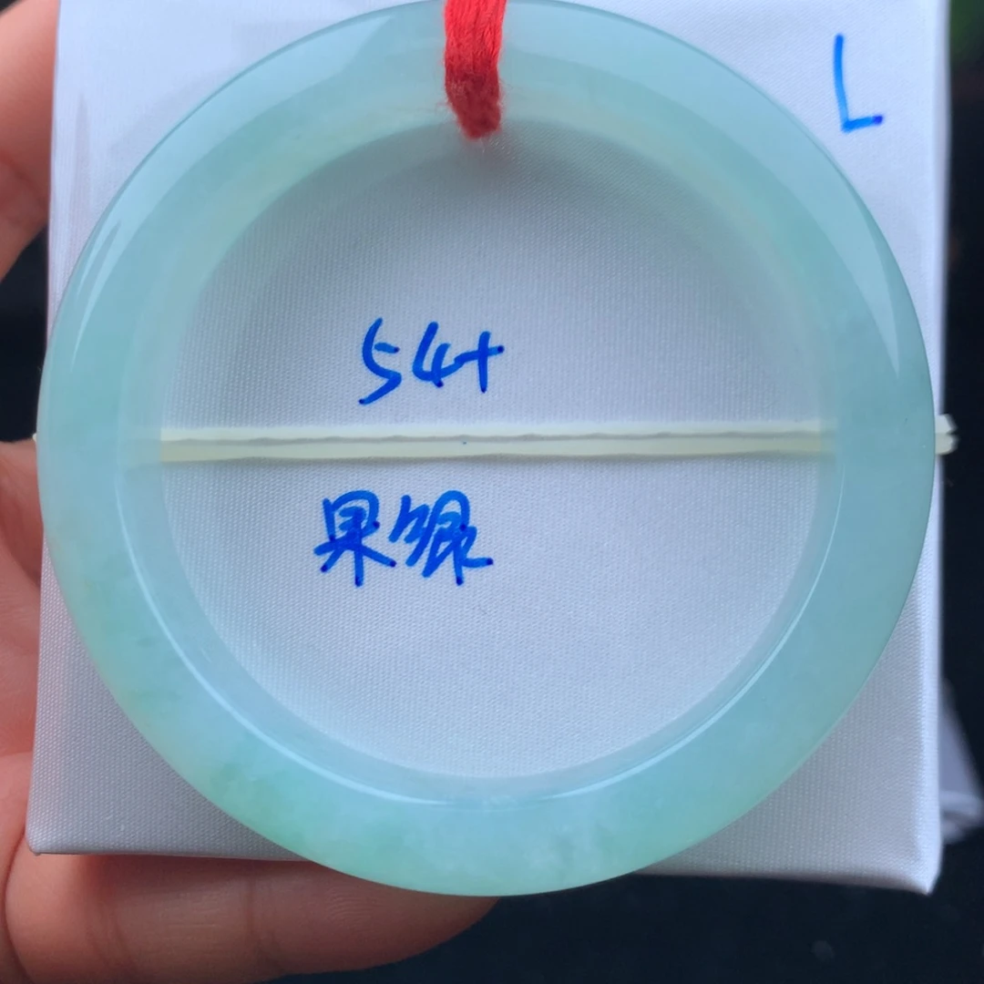 翡翠手镯未镶嵌手镯