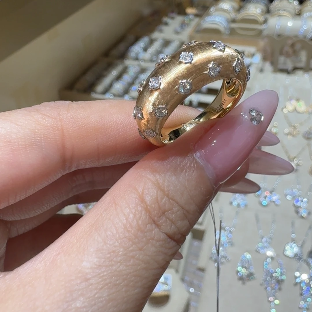 戒指/指环钻石18K金镶嵌