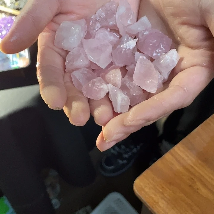 琉璃非金属粉水原石