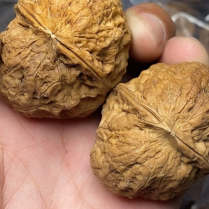 文玩核桃把件志成云铁文玩57