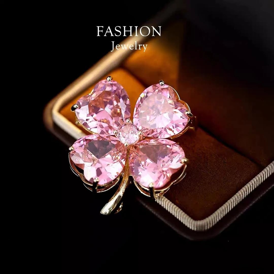 合金胸针 幸运四叶草胸针精致女西装外套大衣胸花连衣裙别针礼物