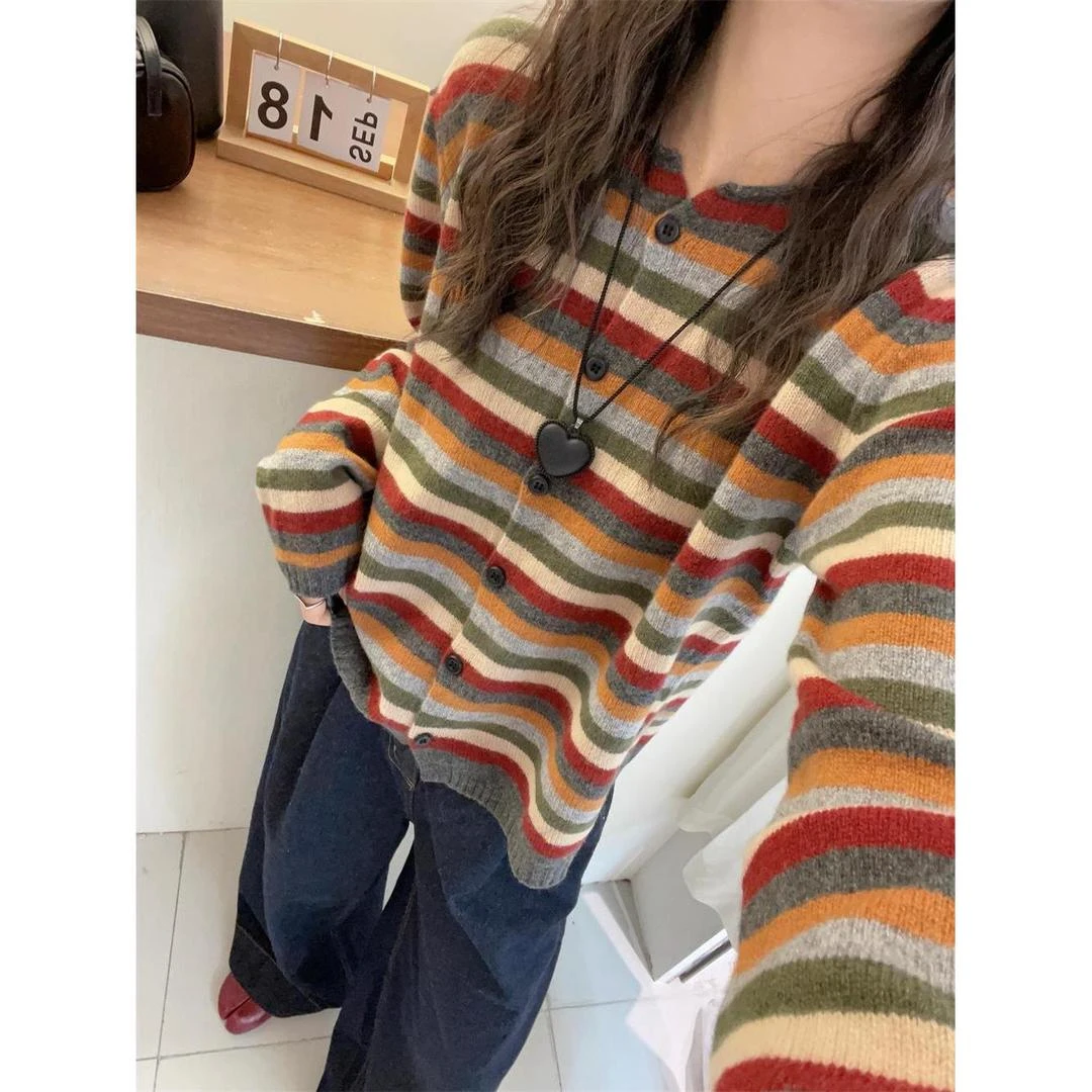 5096色条纹上衣女显瘦毛衣春秋宽松圆领套头针织衫