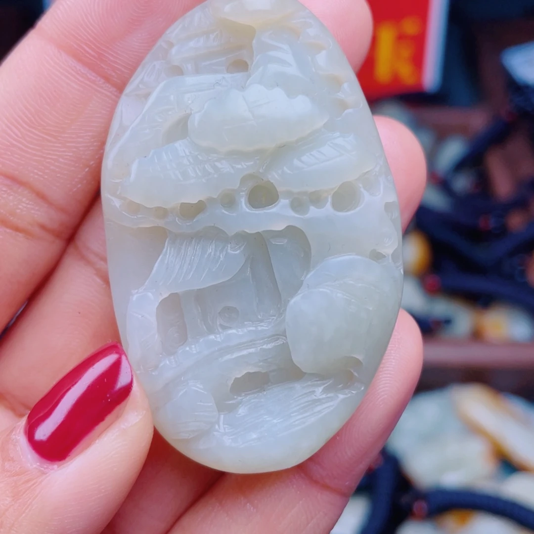 和田玉未镶嵌颈饰