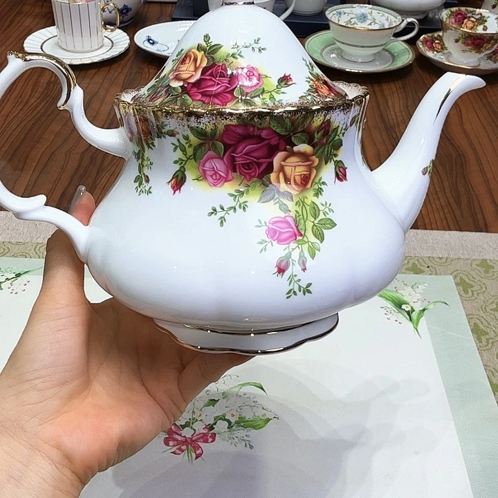 瓷片杯子杯子杯子水杯杯子水杯