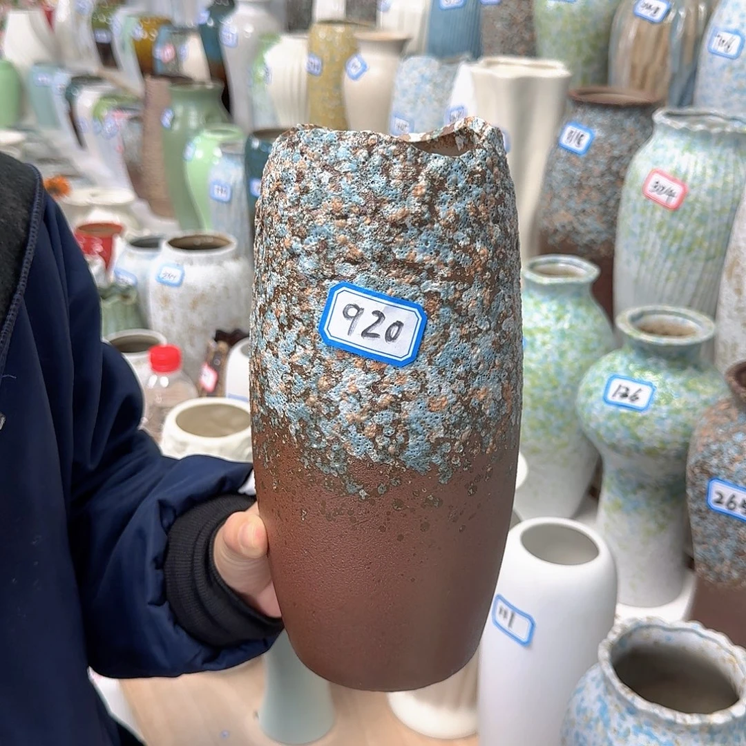 920号陶瓷高24厘米一个