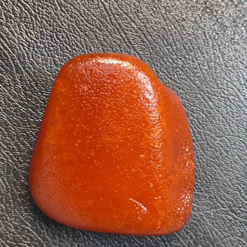 【闪购商品】定制琥珀裸石，。