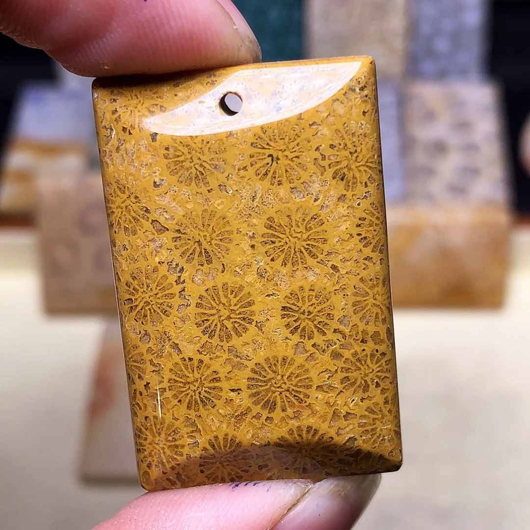 硅化玉珠宝奇石合金鹏**里