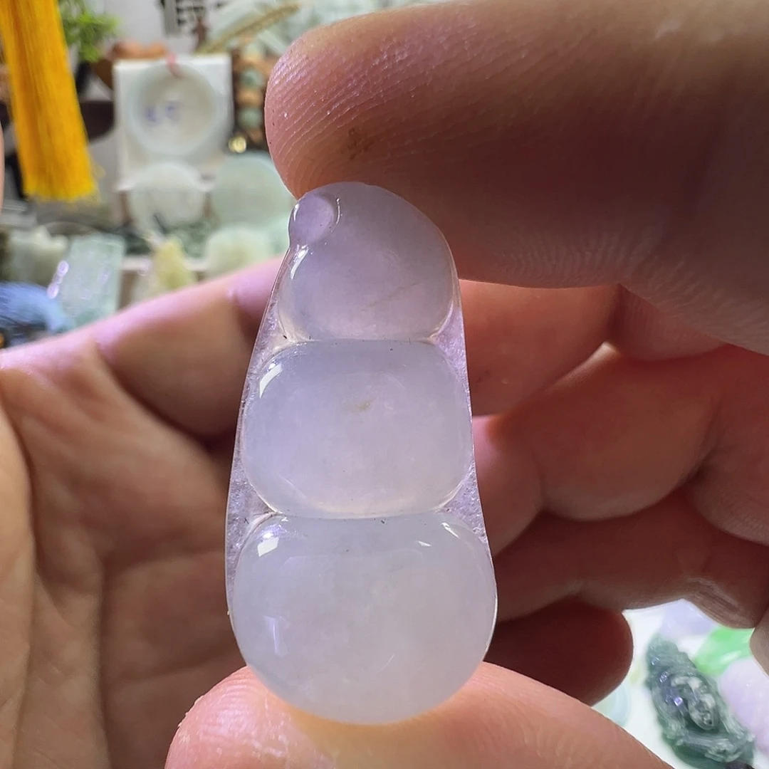 翡翠未镶嵌颈饰缅甸A货翡翠福豆