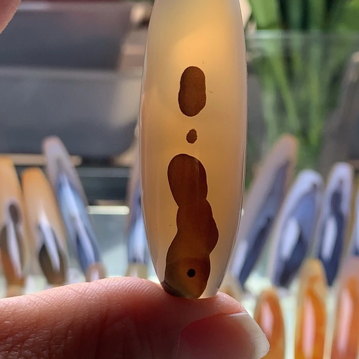 未镶嵌颈饰玛瑙/玉髓18