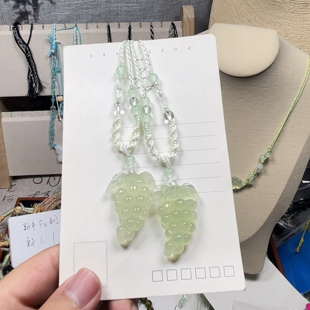 蛇纹石玉合金颈饰