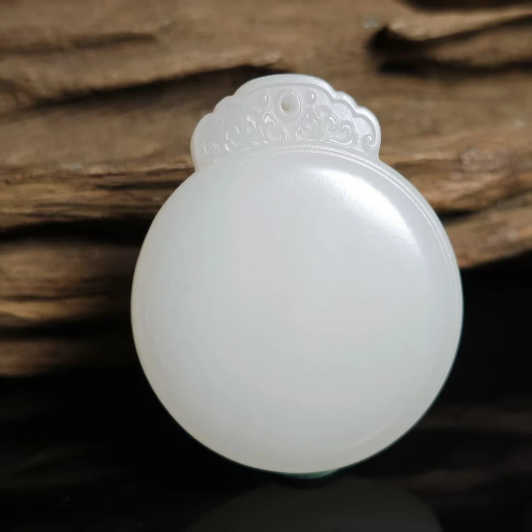 lot6206 平安扣 和田玉白玉 44.7*37.8*12.3mm 37.3g