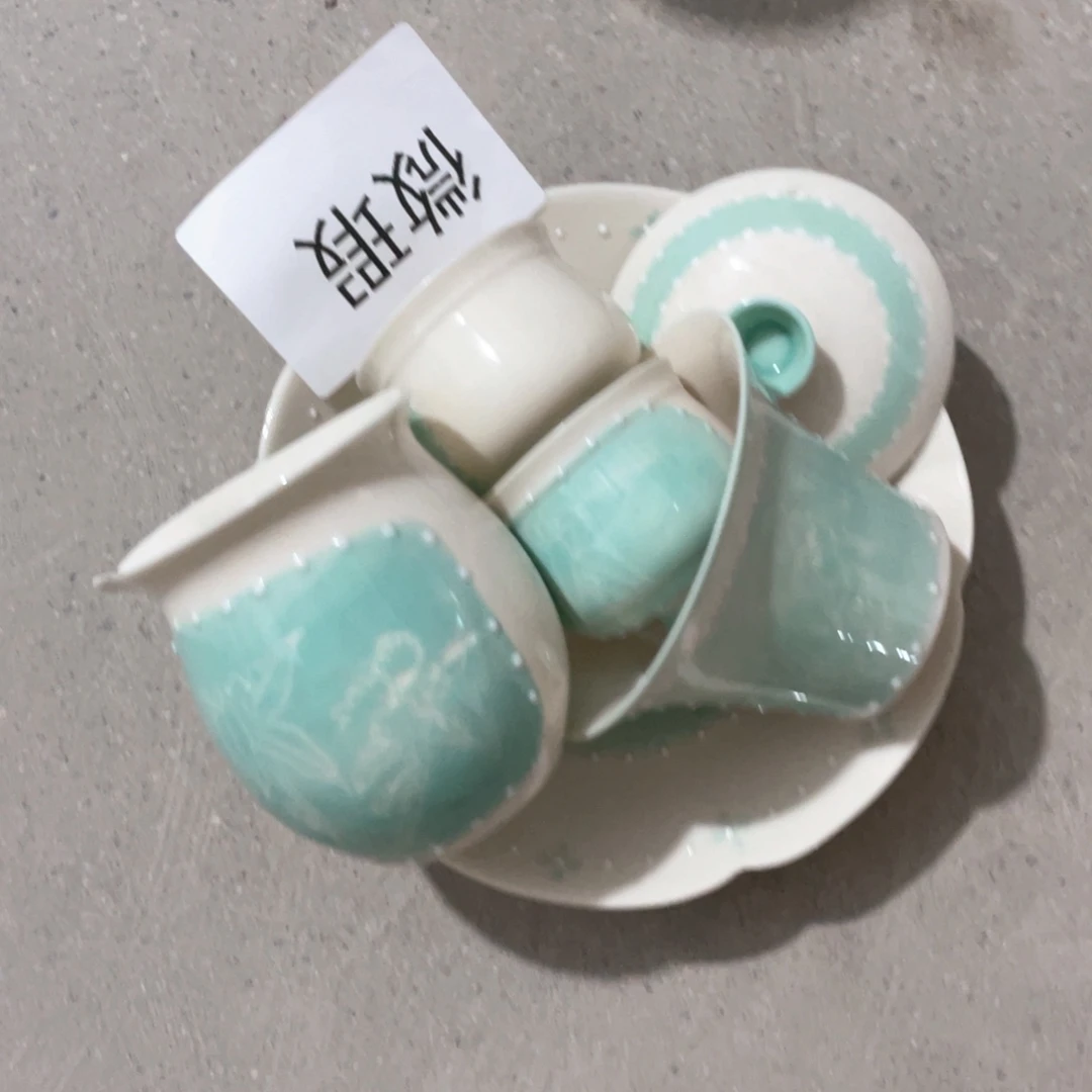 你扭扭捏捏你明明