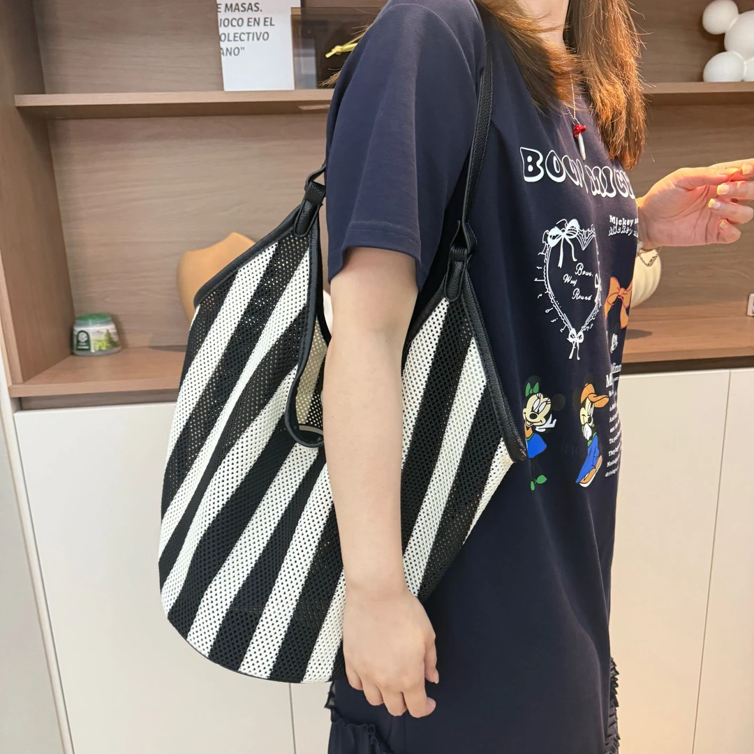 青青·STUDIO〖黑白条纹〗夏款经典黑白撞色条纹超百搭编织包2501429