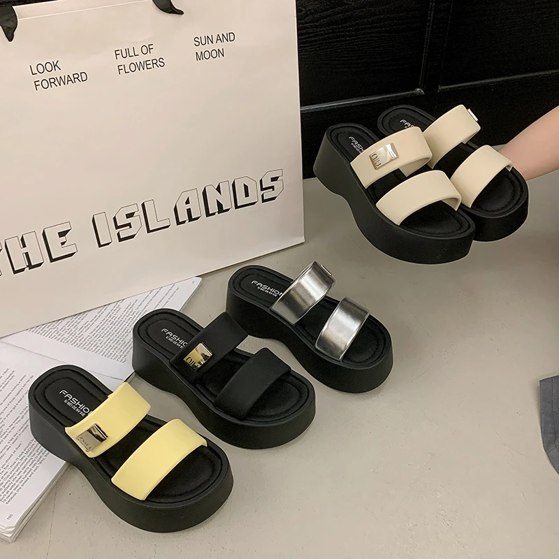 松糕厚底一字拖鞋女夏季外穿2025新款小个子凉拖配裙子休闲沙滩鞋