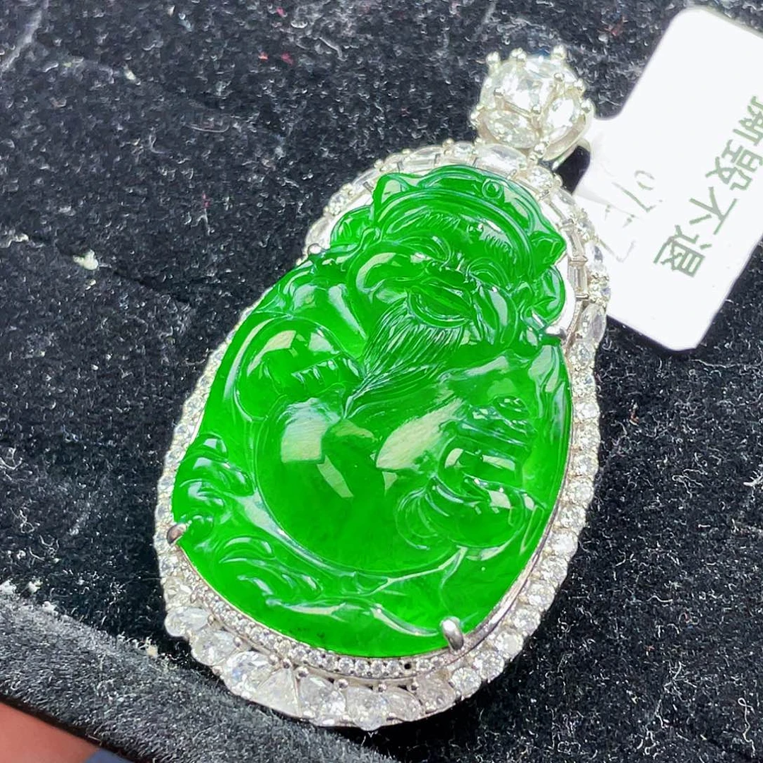 翡翠颈饰未镶嵌151，