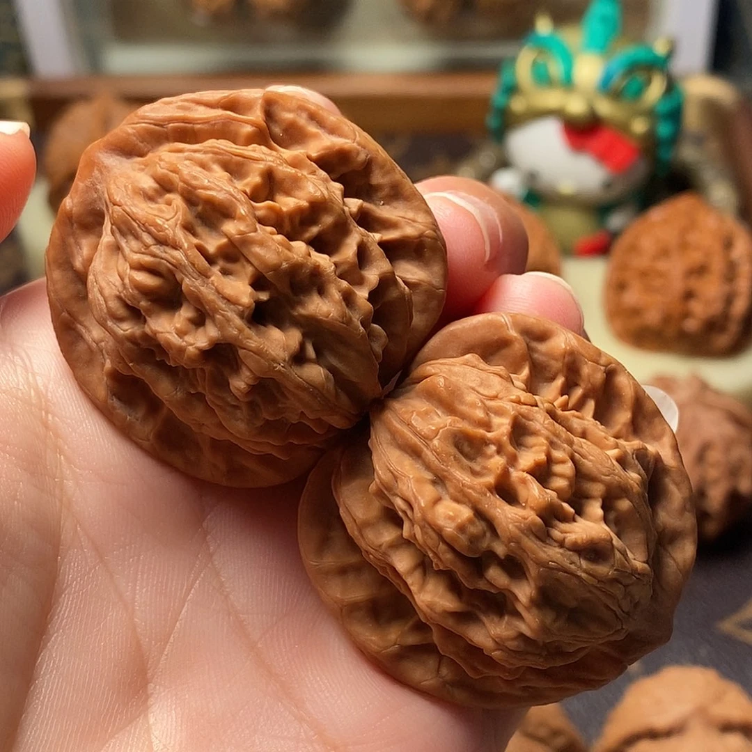 桃核吊坠麦虎38尺。