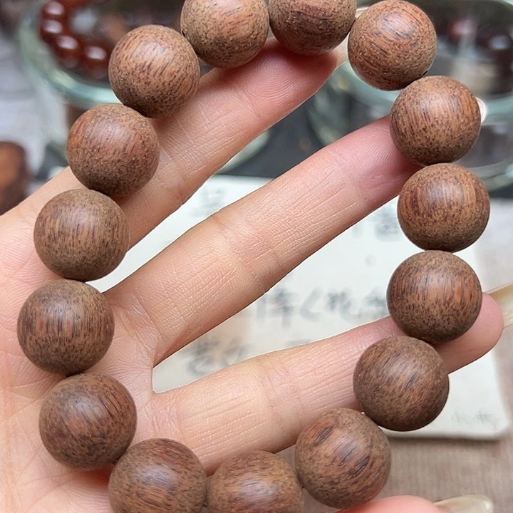 降真香手串/手链降真香1.5圆珠白油一档。