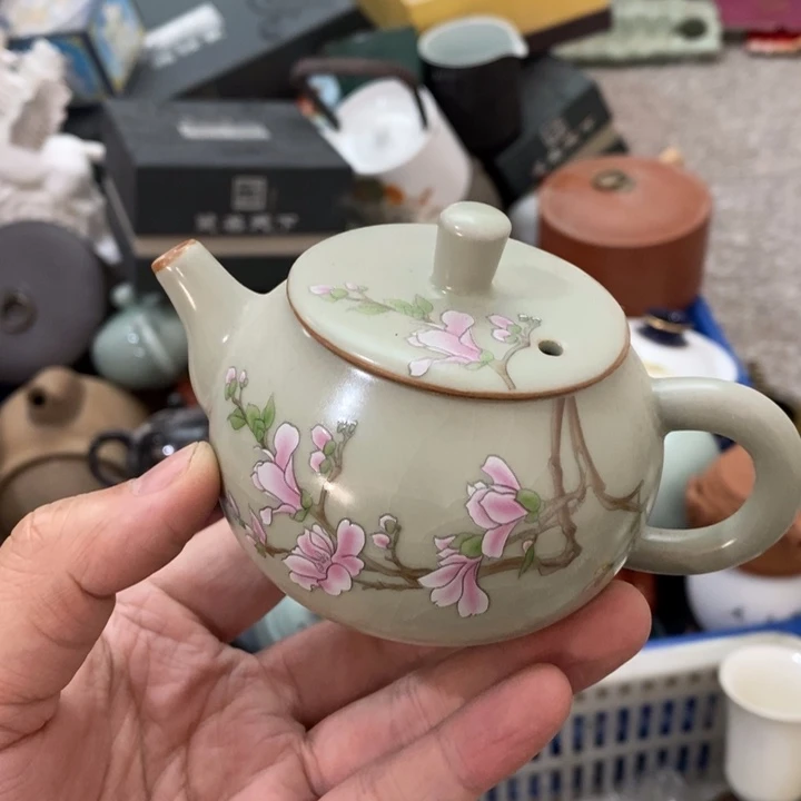 陶瓷艺术的艺术品及壶