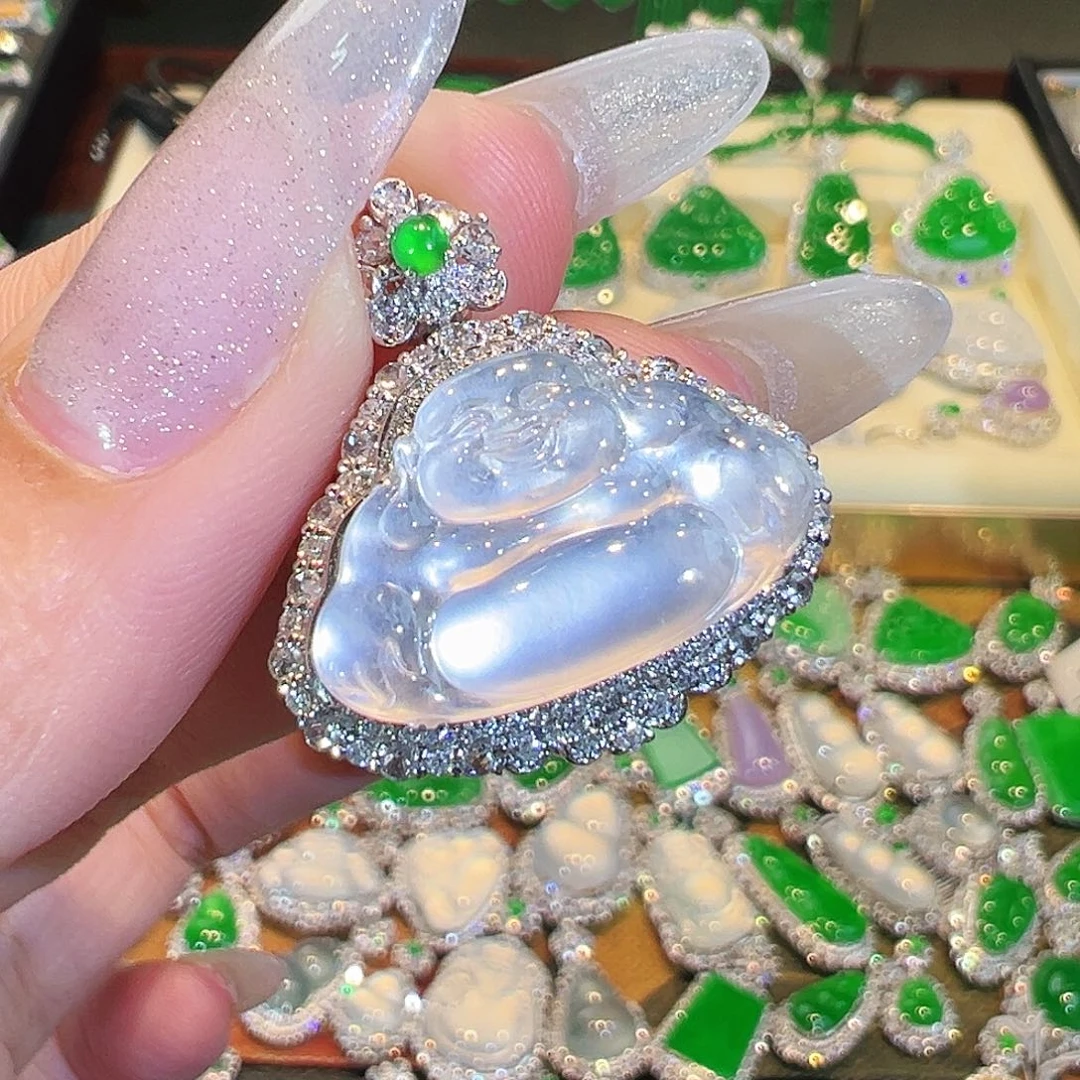 翡翠吊坠(不含链)18K金镶嵌翡翠