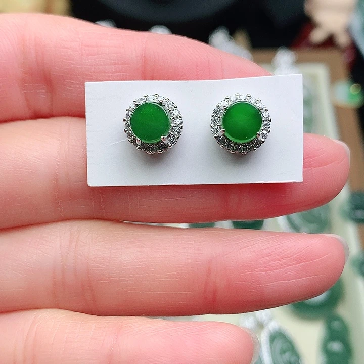 颈饰未镶嵌翡翠吊坠