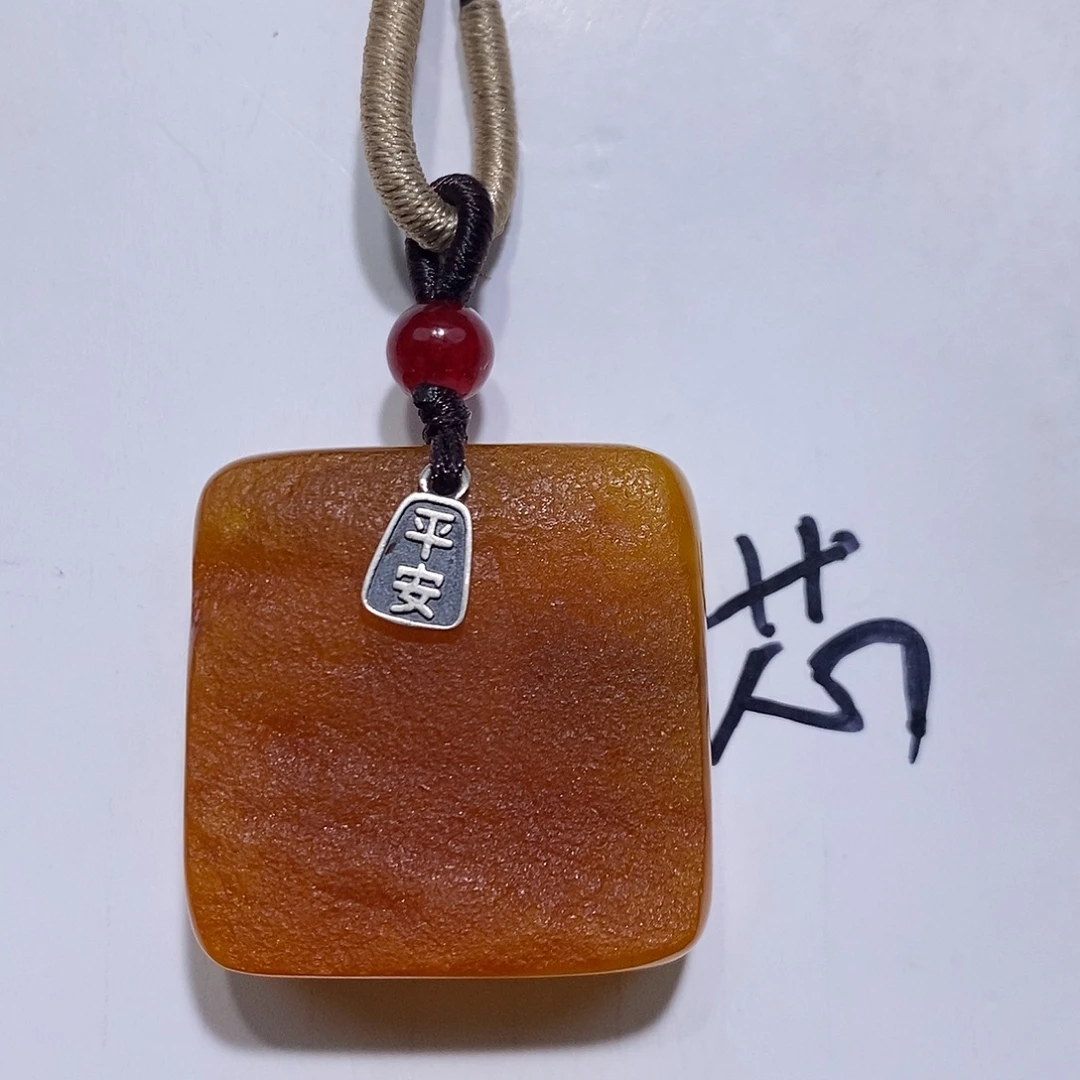 定制琥珀未镶嵌蜜蜡