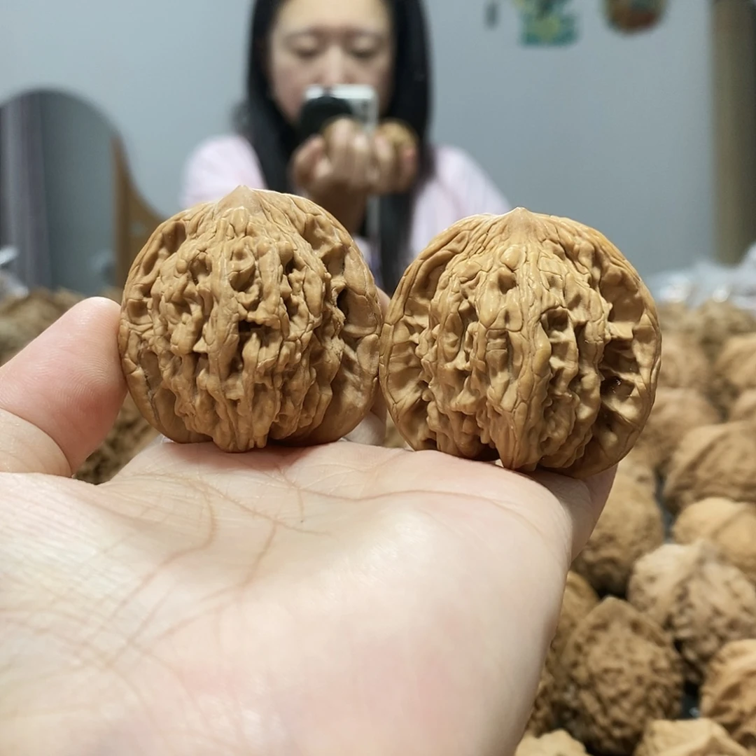 吊坠文玩核桃麦虎41+