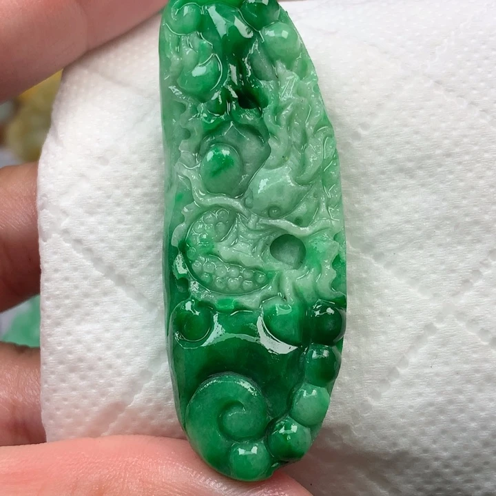 定制翡翠未镶嵌翡翠