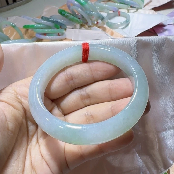 未镶嵌手镯翡翠57