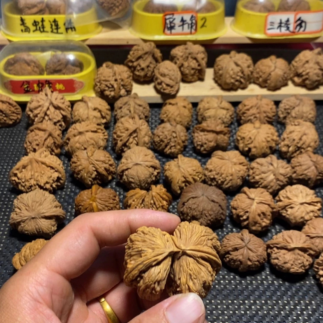 文玩核桃吊坠嘉*异形