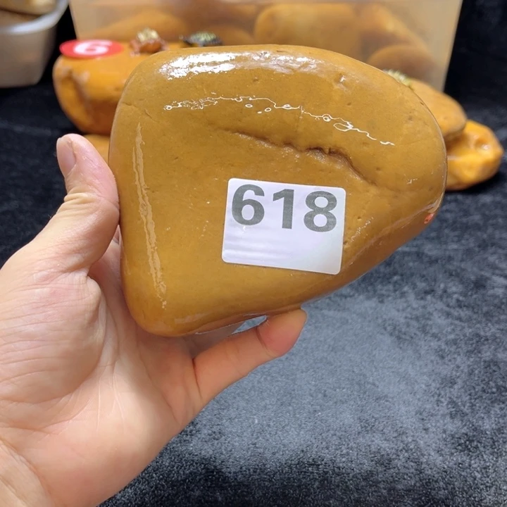 ****手工艺品琉璃木头人和
