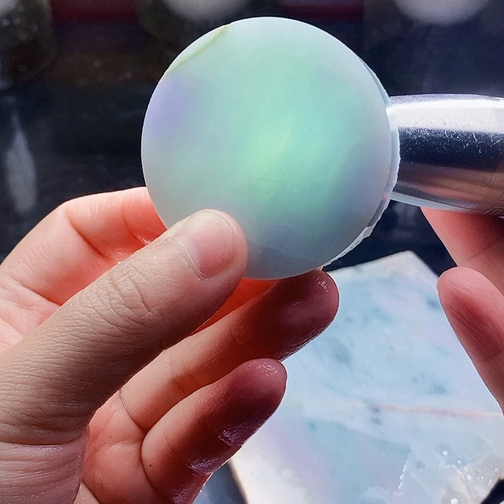 翡翠未镶嵌颈饰毛料31