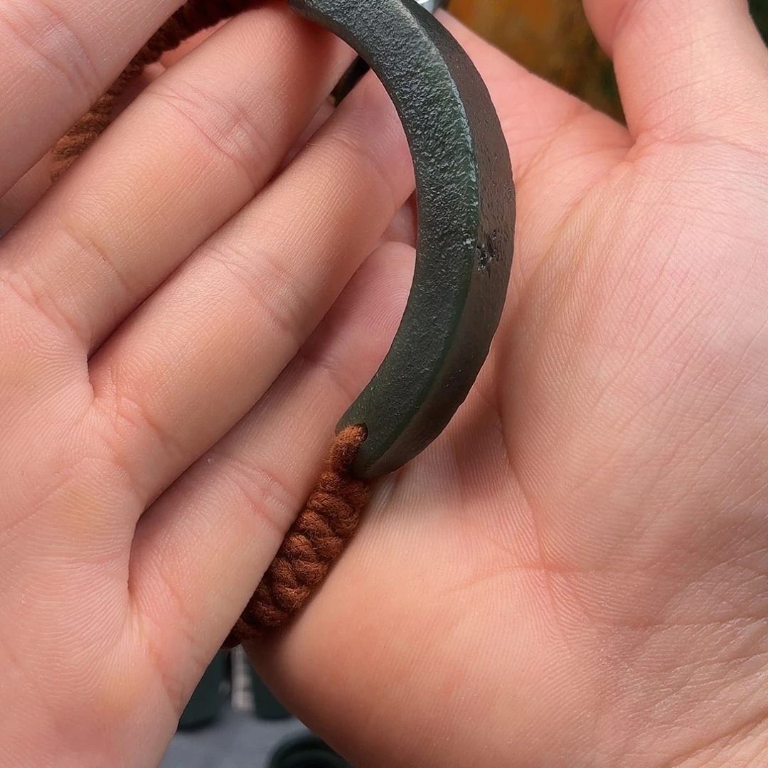 和田玉未镶嵌颈饰虚*.